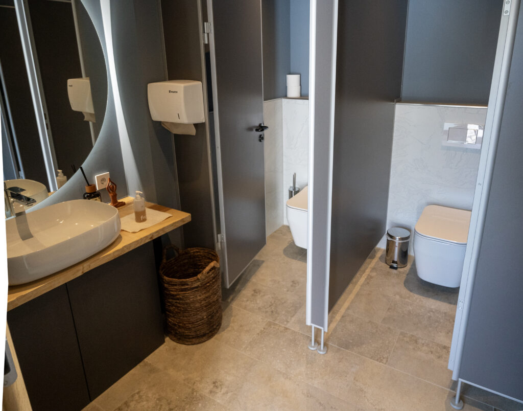 WC